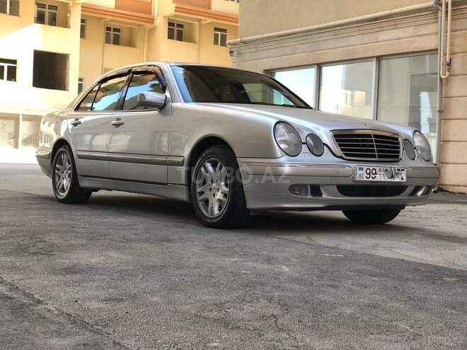 Mercedes E 220 2000, 306,115 km - 2.2 l - Bakı