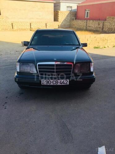 Mercedes E 200 1990, 352,002 km - 2.0 l - Bakı