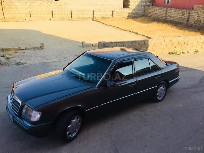 Mercedes E 200 1990, 352,002 km - 2.0 l - Bakı