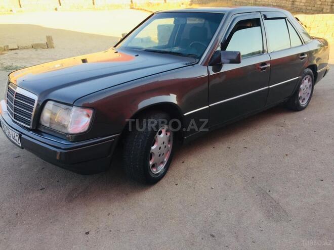 Mercedes E 200 1990, 352,002 km - 2.0 l - Bakı