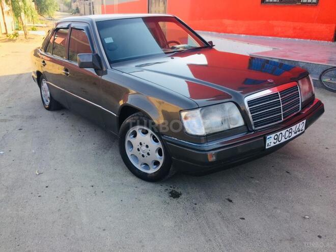 Mercedes E 200 1990, 352,002 km - 2.0 l - Bakı