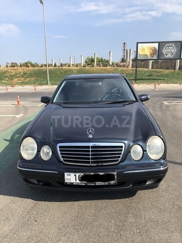 Mercedes E 240 2001, 220,000 km - 2.6 l - Bakı