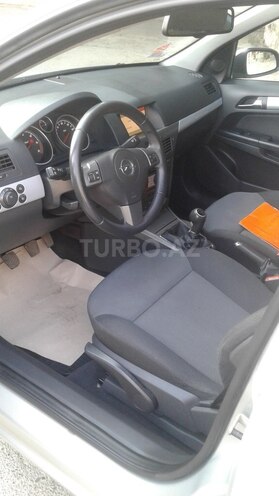 Opel Astra 2006, 173,000 km - 1.3 l - Bakı