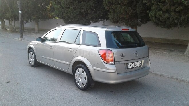 Opel Astra 2006, 173,000 km - 1.3 l - Bakı