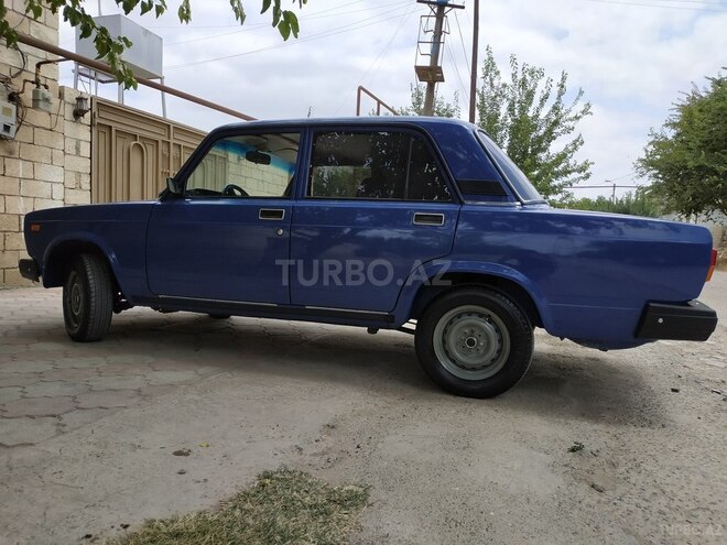 LADA (VAZ) 2107 2006, 106,468 km - 1.6 l - Salyan