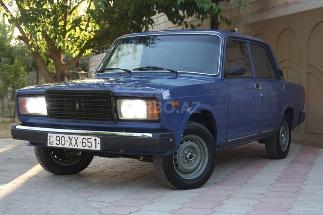 LADA (VAZ) 2107 2006, 106,468 km - 1.6 l - Salyan