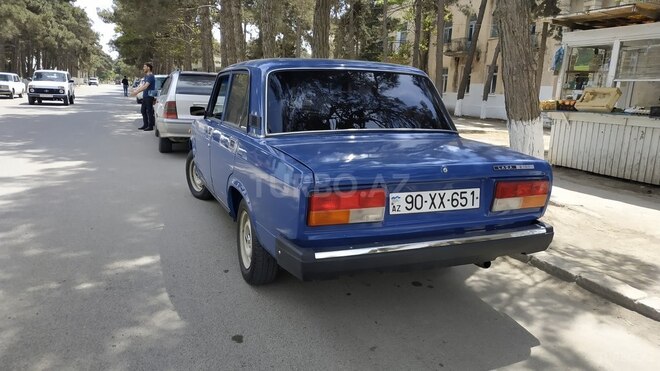 LADA (VAZ) 2107 2006, 106,468 km - 1.6 l - Salyan