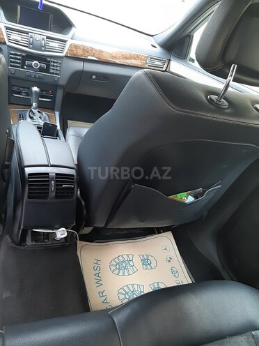 Mercedes E 220 2011, 139,000 km - 1.8 l - Bakı
