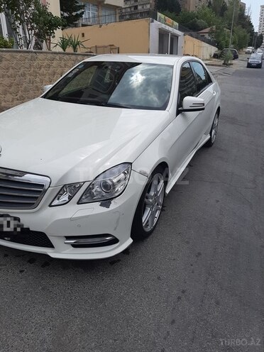 Mercedes E 220 2011, 139,000 km - 1.8 l - Bakı