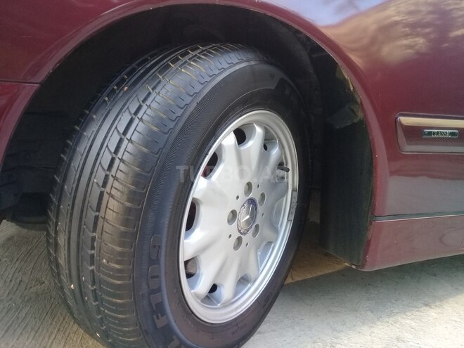 Mercedes E 200 2000, 232,444 km - 2.0 l - Bakı
