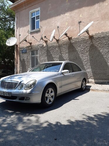 Mercedes E 240 2003, 138,000 km - 2.6 l - Sumqayıt