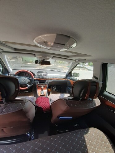 Mercedes E 240 2003, 138,000 km - 2.6 l - Sumqayıt