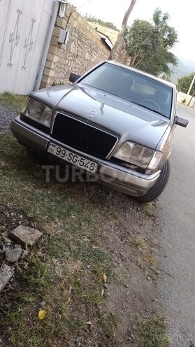 Mercedes E 200 1993, 3,859,600 km - 0.2 l - İsmayıllı