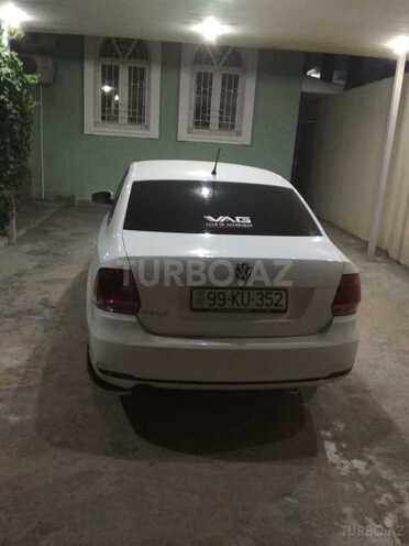 Volkswagen Polo 2015, 104,000 km - 1.6 l - Bakı