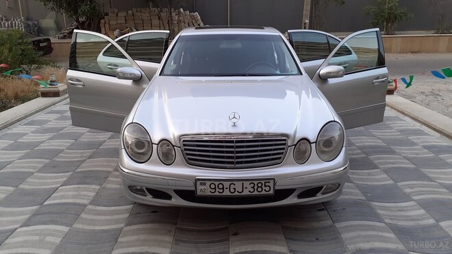 Mercedes E 220 2002, 310,000 km - 2.2 l - Bakı