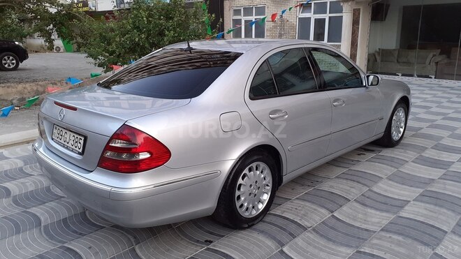Mercedes E 220 2002, 310,000 km - 2.2 l - Bakı