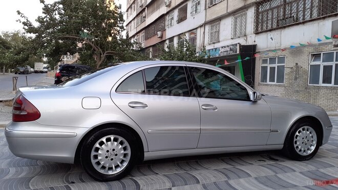 Mercedes E 220 2002, 310,000 km - 2.2 l - Bakı