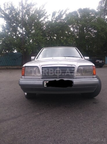 Mercedes E 250 1993, 450,000 km - 2.5 l - Bakı