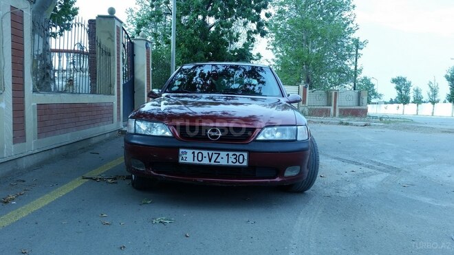 Opel Vectra 1997, 330,000 km - 2.0 л - Gəncə