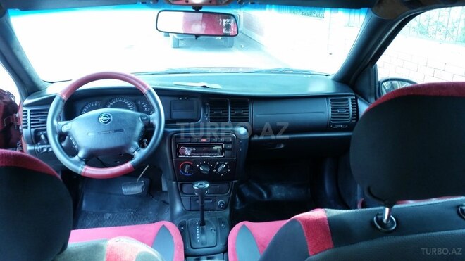 Opel Vectra 1997, 330,000 km - 2.0 л - Gəncə