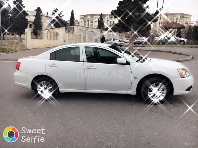 Mitsubishi Galant 2011, 189,000 km - 2.4 л - Bakı