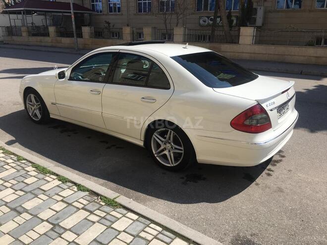 Mercedes E 220 2008, 270,123 km - 2.2 л - Bakı