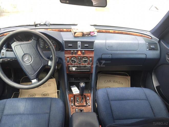 Mercedes C 180 1999, 322,000 km - 1.8 l - Bakı