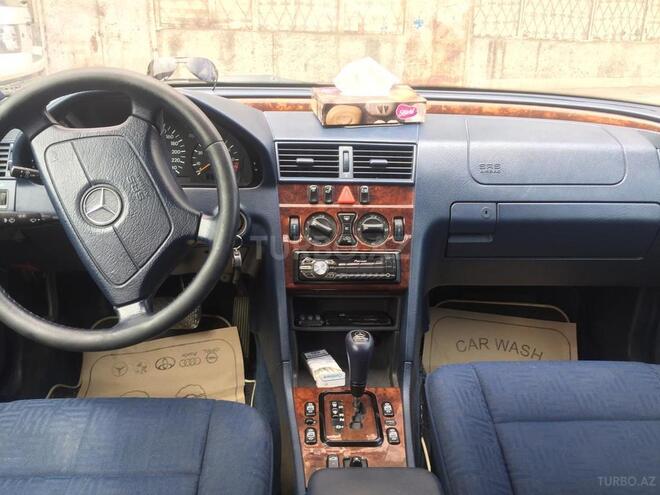 Mercedes C 180 1999, 322,000 km - 1.8 l - Bakı