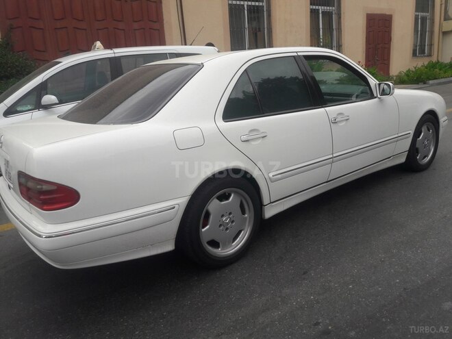 Mercedes E 240 2000, 225,000 km - 2.6 l - Bakı