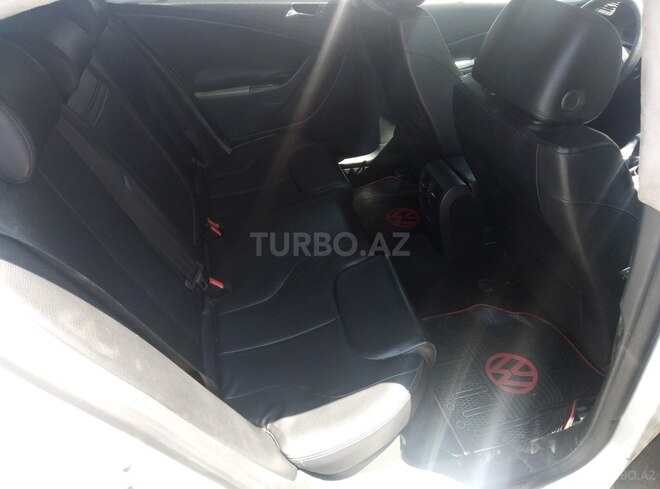 Volkswagen Passat 2005, 300,000 km - 2.0 l - Bakı