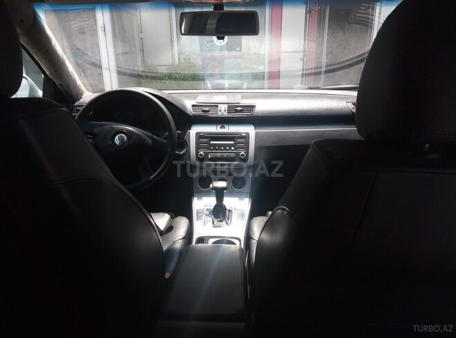 Volkswagen Passat 2005, 300,000 km - 2.0 l - Bakı