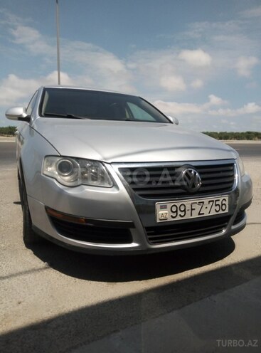 Volkswagen Passat 2005, 300,000 km - 2.0 l - Bakı