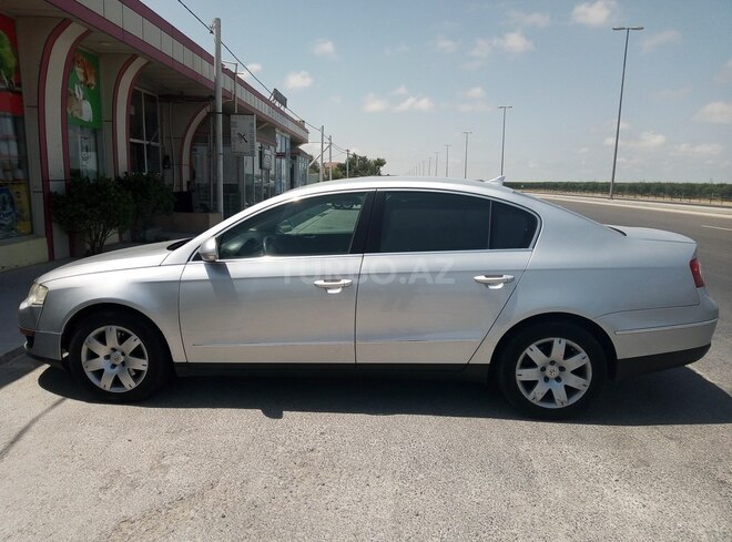 Volkswagen Passat 2005, 300,000 km - 2.0 l - Bakı