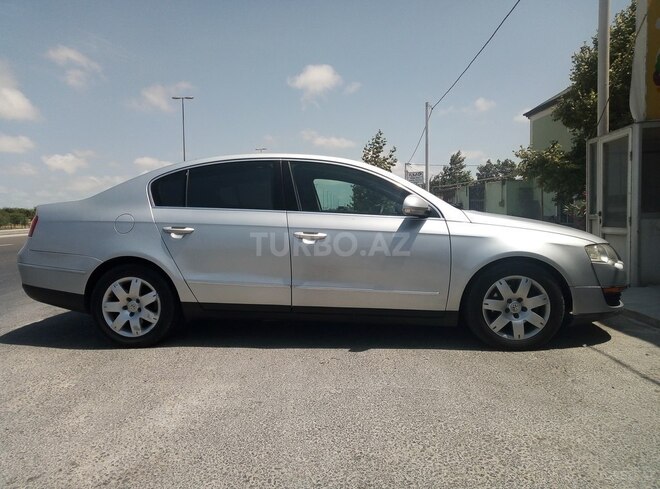 Volkswagen Passat 2005, 300,000 km - 2.0 l - Bakı
