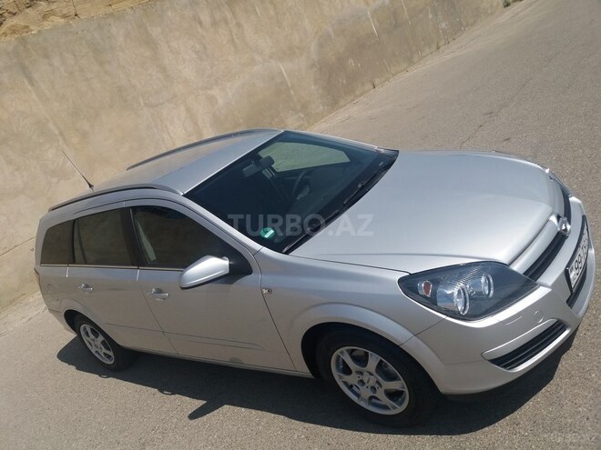 Opel Astra 2005, 166,000 km - 1.4 l - Bakı