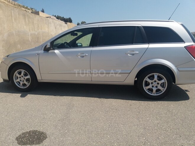 Opel Astra 2005, 166,000 km - 1.4 l - Bakı