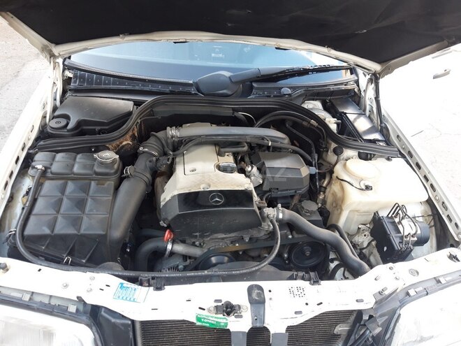 Mercedes C 180 1997, 293,000 km - 1.8 л - Bakı