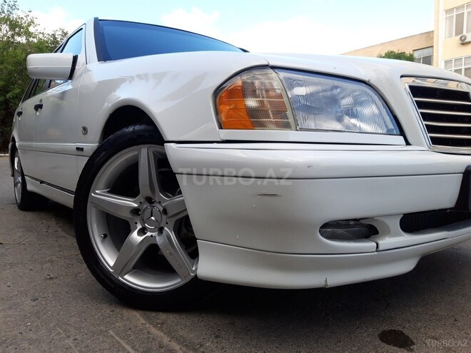 Mercedes C 180 1997, 293,000 km - 1.8 л - Bakı