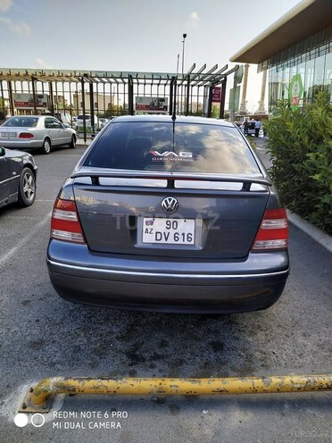Volkswagen Jetta 2004, 255,000 km - 2.0 л - Bakı