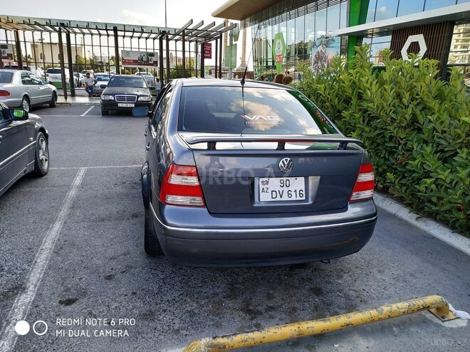 Volkswagen Jetta 2004, 255,000 km - 2.0 л - Bakı