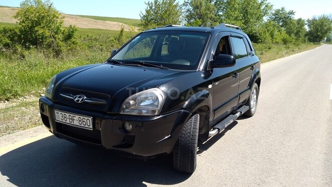Hyundai Tucson 2006, 220,000 km - 2.0 l - Qusar