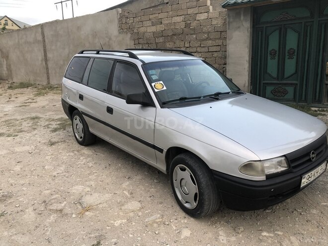 Opel Astra 1993, 370,000 km - 1.7 l - Bakı