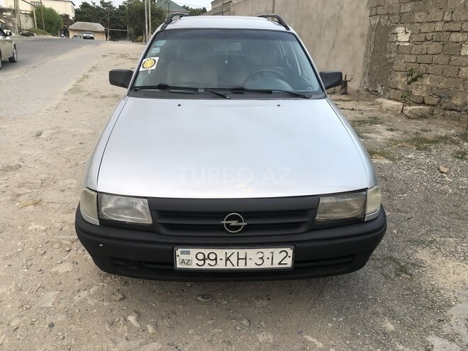 Opel Astra 1993, 370,000 km - 1.7 l - Bakı