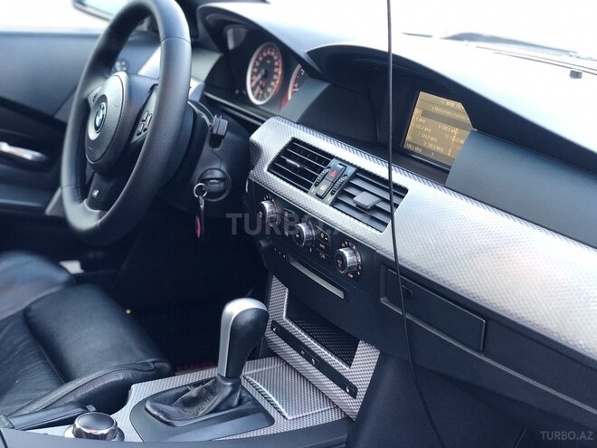 BMW 525 2006, 272,000 km - 2.5 l - Bakı