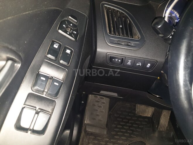 Hyundai ix35 2013, 79,500 km - 2.0 l - Bakı
