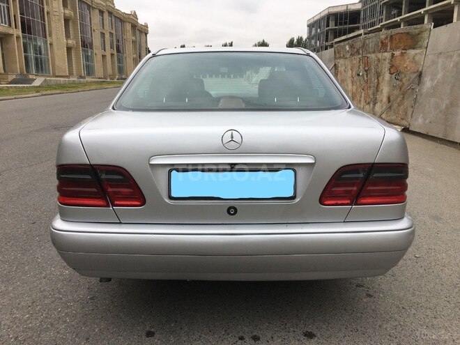Mercedes E 220 1998, 496,000 km - 2.2 l - Bakı