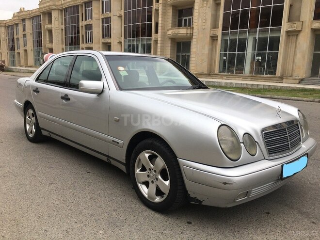 Mercedes E 220 1998, 496,000 km - 2.2 l - Bakı