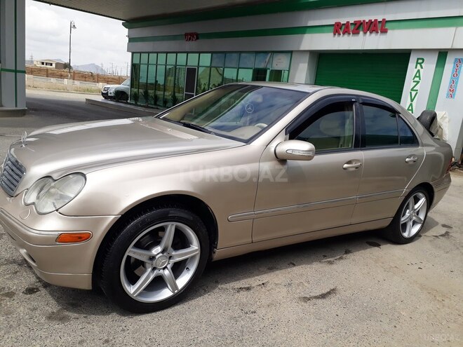 Mercedes C 240 2001, 249,000 km - 2.6 l - Bakı