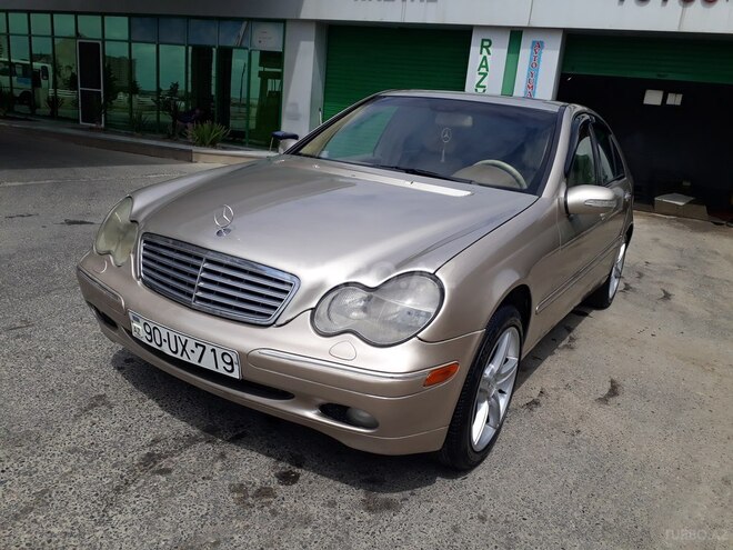 Mercedes C 240 2001, 249,000 km - 2.6 l - Bakı