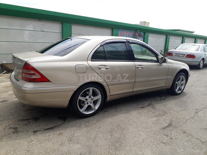 Mercedes C 240 2001, 249,000 km - 2.6 l - Bakı